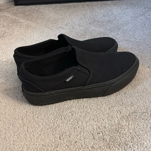 Vans Sneakers - Picture 1 of 4